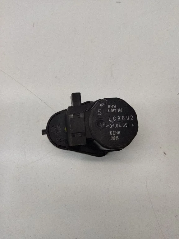 Air flap motor/actuator 6942988