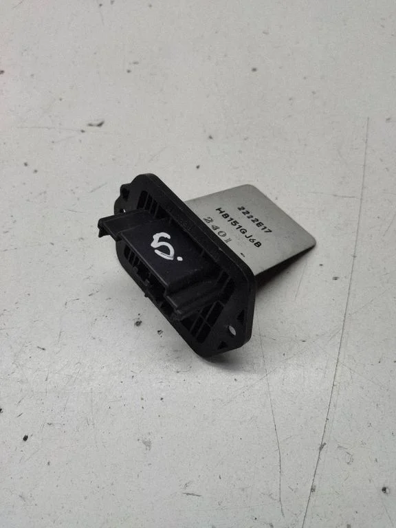 Heater blower motor/fan resistor – Mazda 6 (2002-2008)