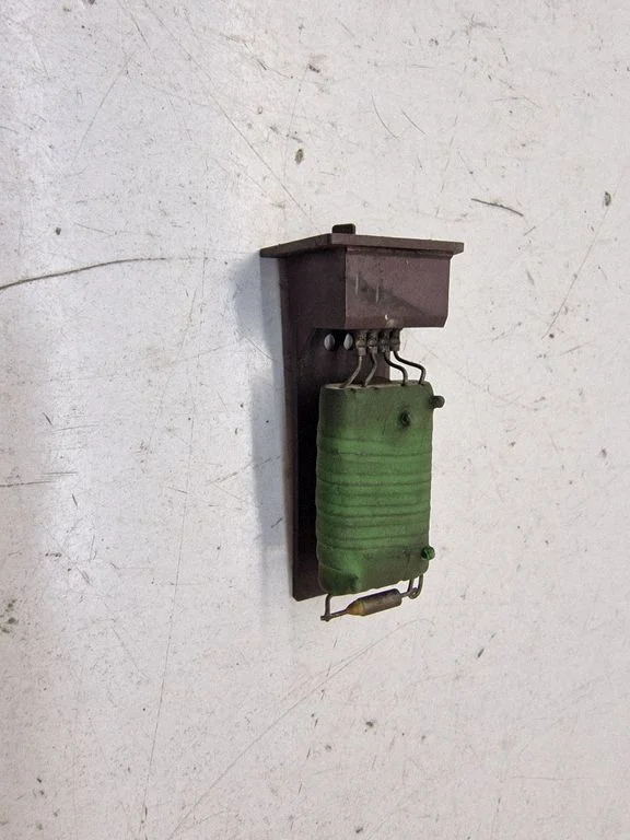 Heater blower motor/fan resistor – front