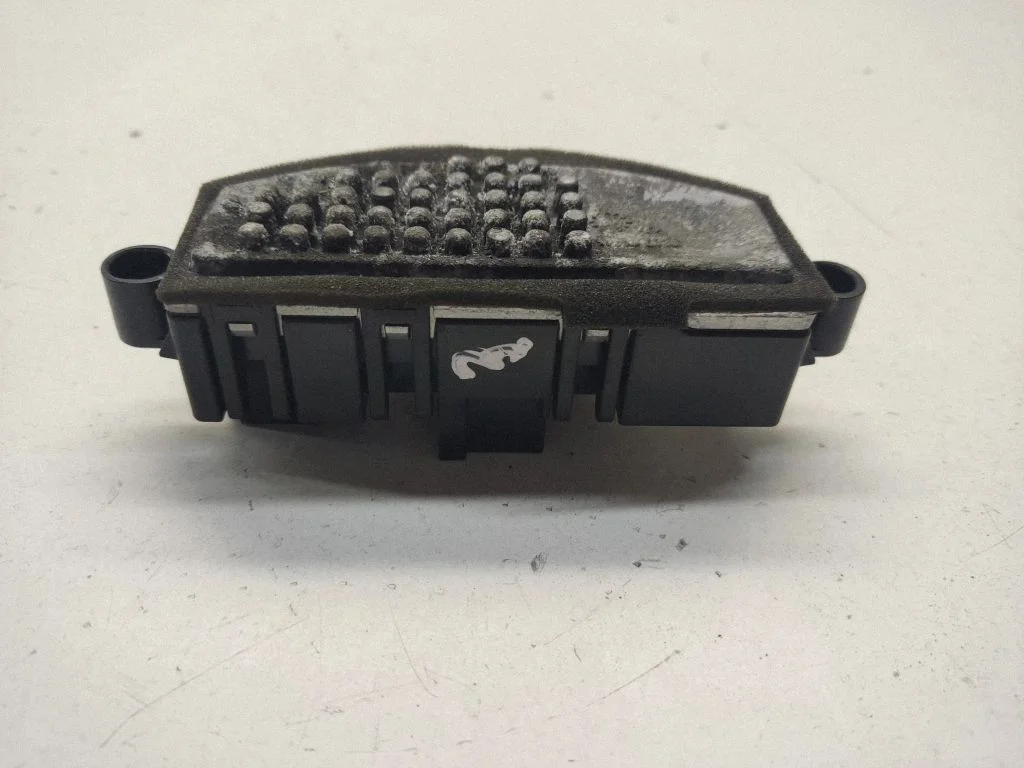 Heater blower motor/fan resistor A2229060303