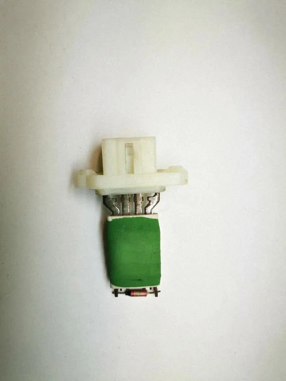 Heater blower motor/fan resistor – Ford Kuga I (2008-2012)