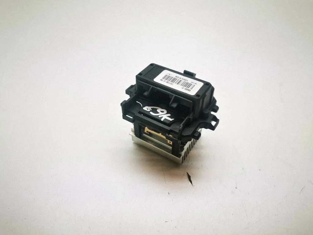 Rezystor dmuchawy 9304050