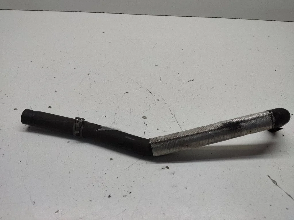Engine coolant pipe/hose 05005322AB