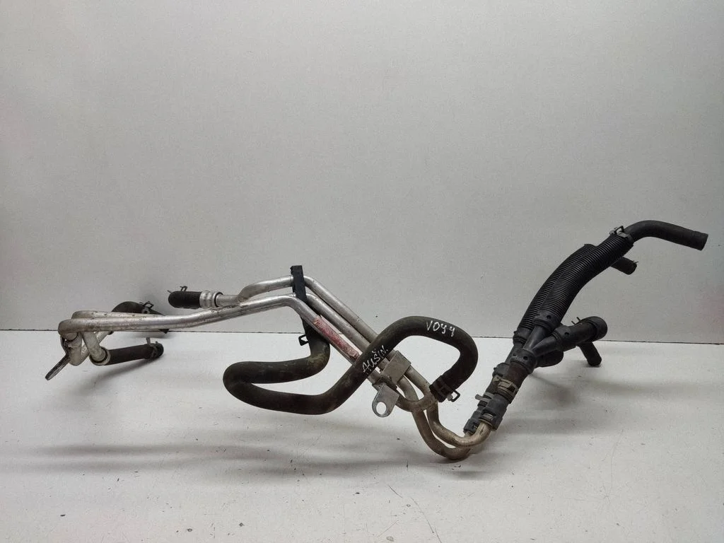 Engine coolant pipe/hose 04677721ac