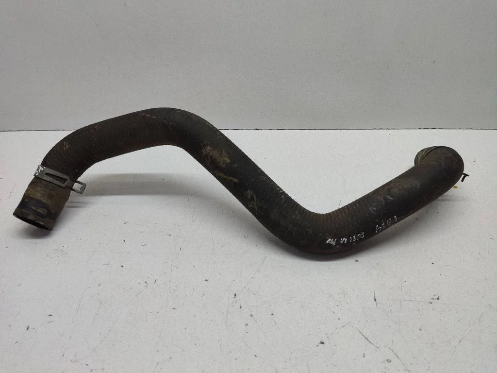 Engine coolant pipe/hose 05005318AB
