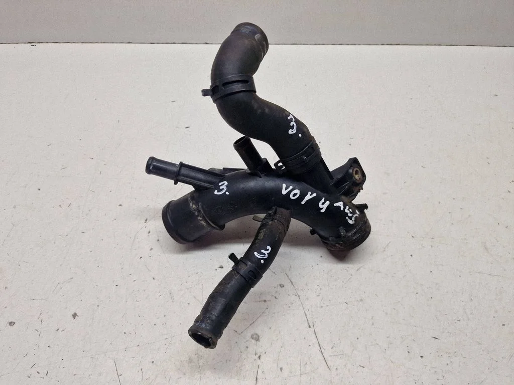Engine coolant pipe/hose – front