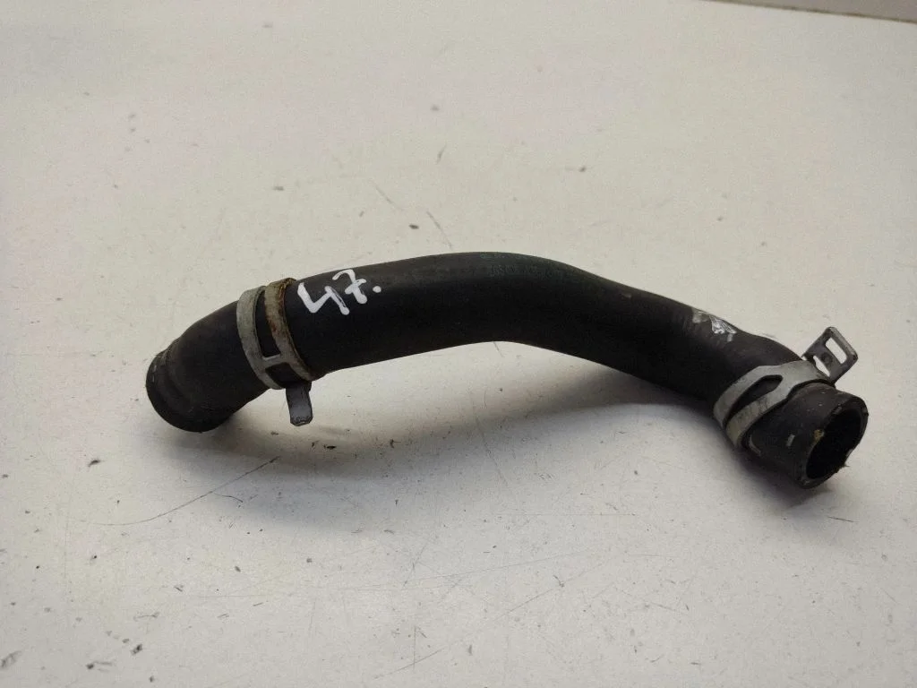 Engine coolant pipe/hose – Mercedes-Benz ML-Class W164 (2005-2011)