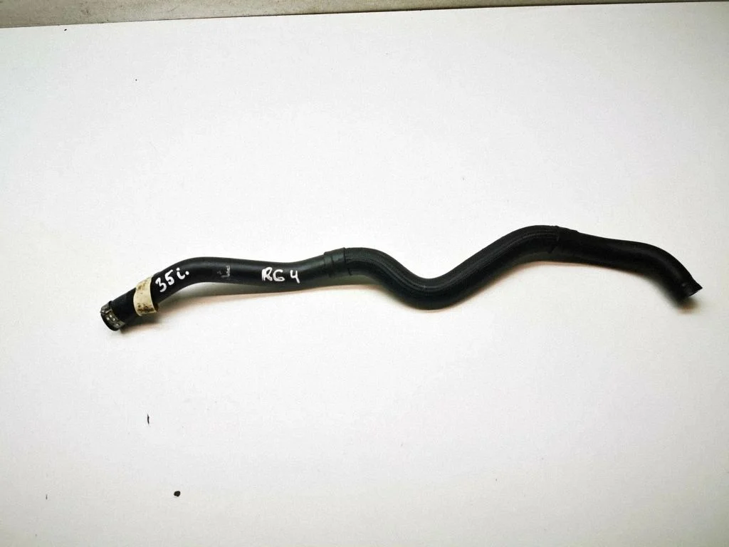 Engine coolant pipe/hose – front