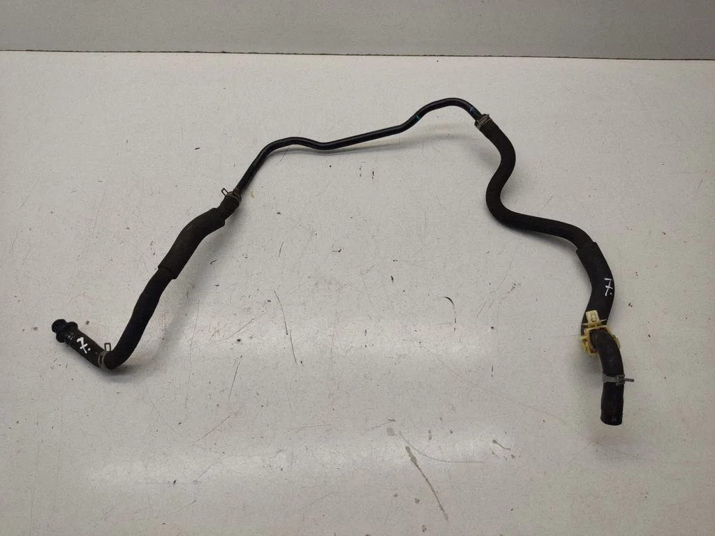 Engine coolant pipe/hose 10000705