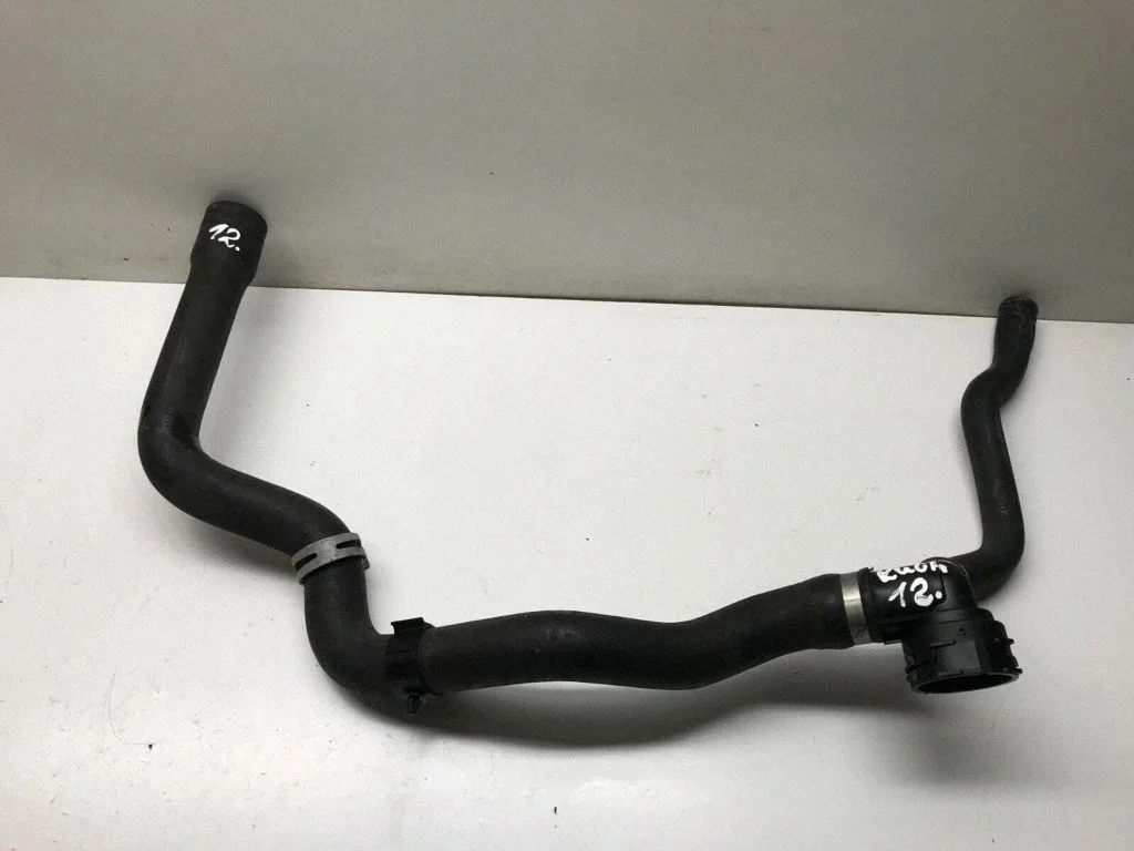 Engine coolant pipe/hose – Ford Kuga I (2008-2012)