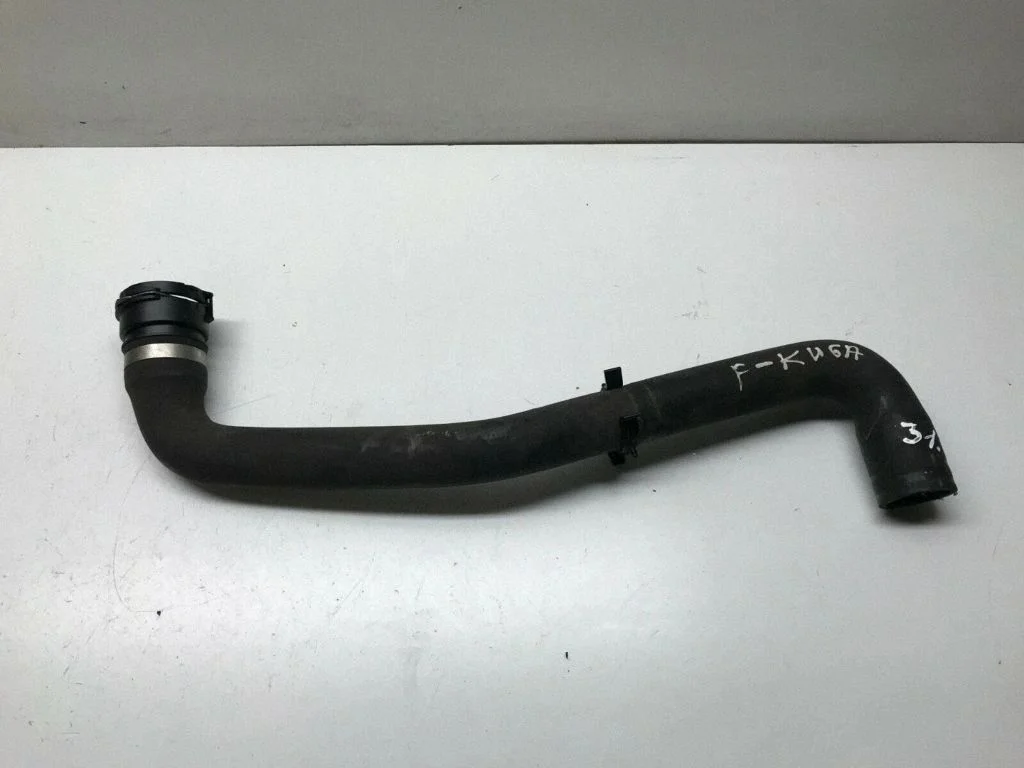 Engine coolant pipe/hose – Ford Kuga I (2008-2012)