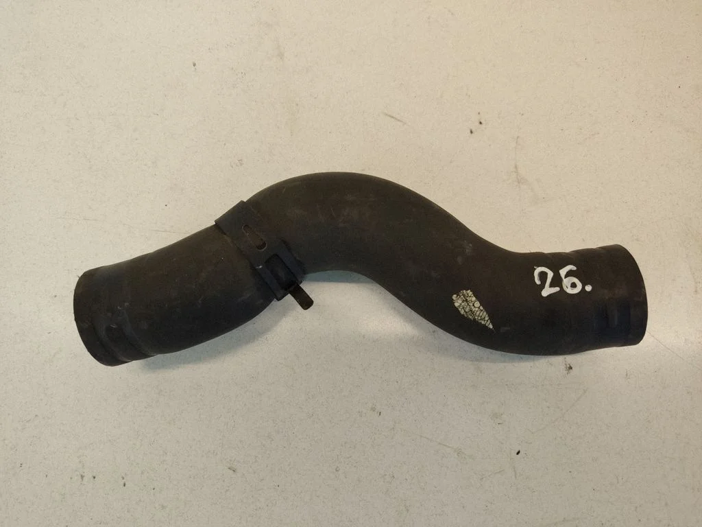 Engine coolant pipe/hose – Nissan Qashqai+2 (2008-2010)