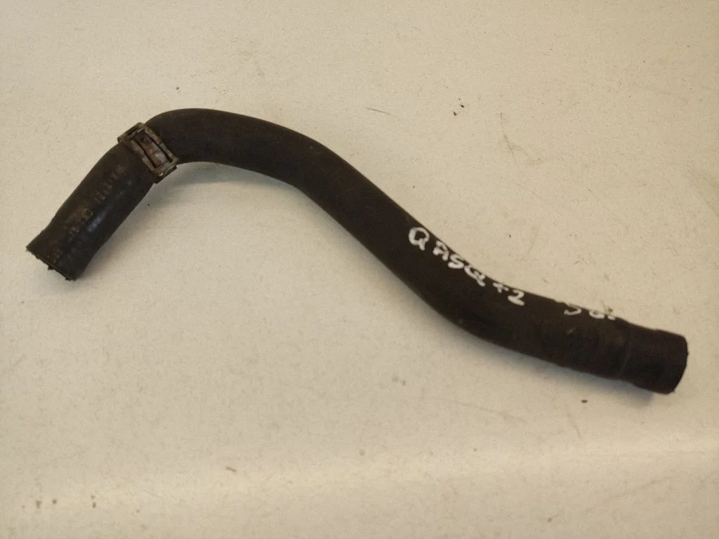 Engine coolant pipe/hose – Nissan Qashqai+2 (2008-2010)