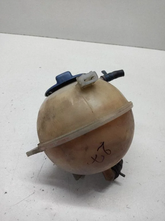 Coolant expansion tank/reservoir 1H0121407