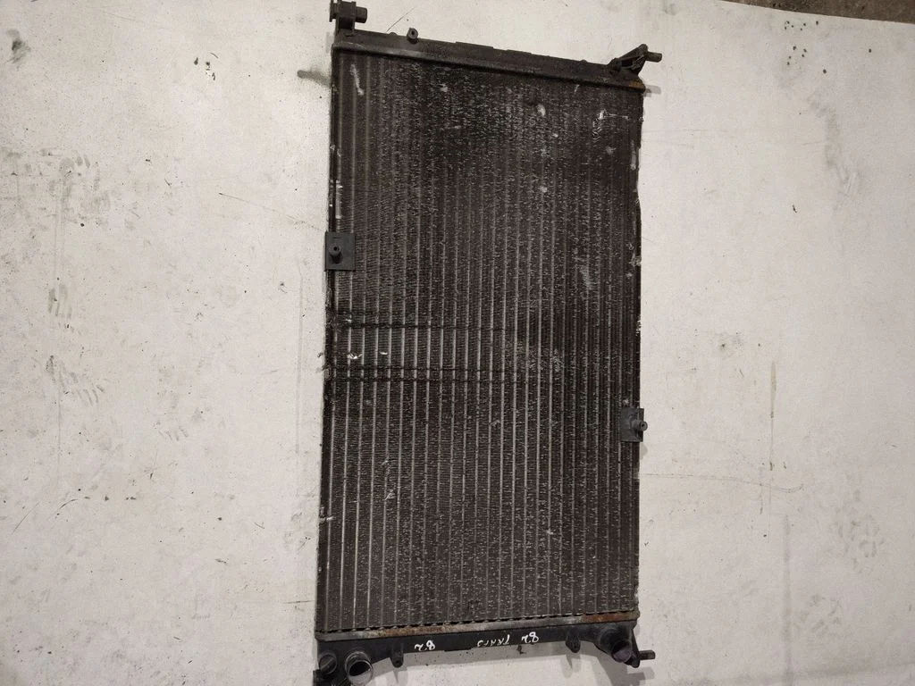 Jahutusvedeliku radiaator 872236