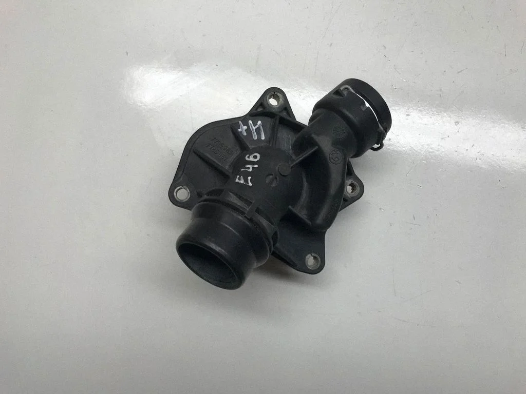 Thermostat/thermostat housing – BMW 3 Series E46 (1998-2005)