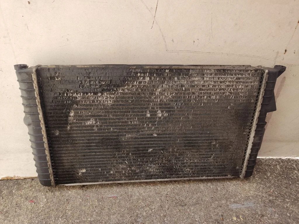 Jahutusvedeliku radiaator 4575734