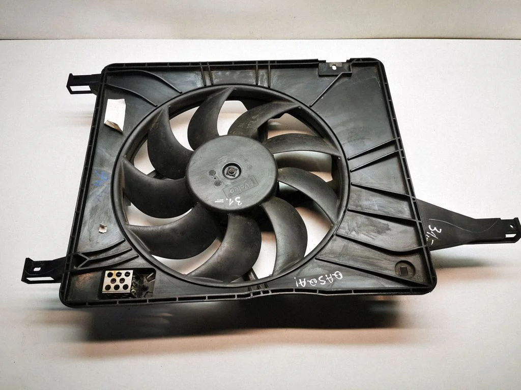 Elektriline radiaatori jahutusventilaator – Nissan Qashqai+2 (2008-2010)