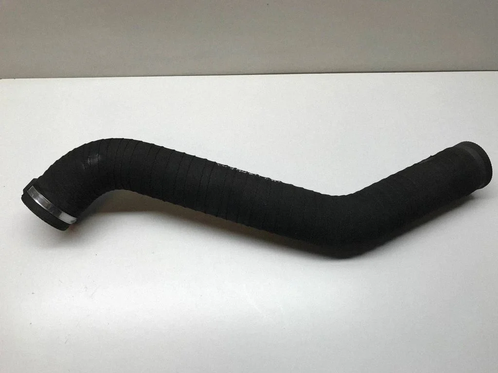 Intercooler hose/pipe 05510035AC