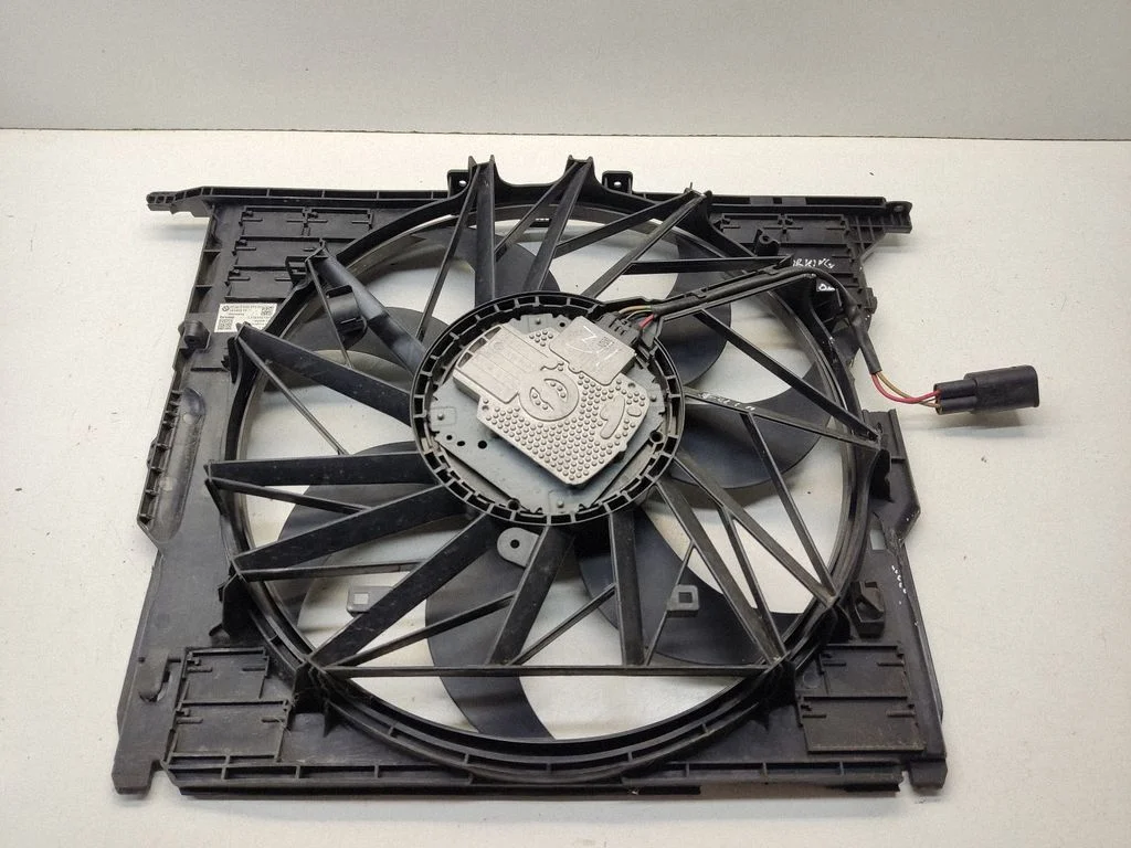 Elektriskais radiatora ventilators 7633273