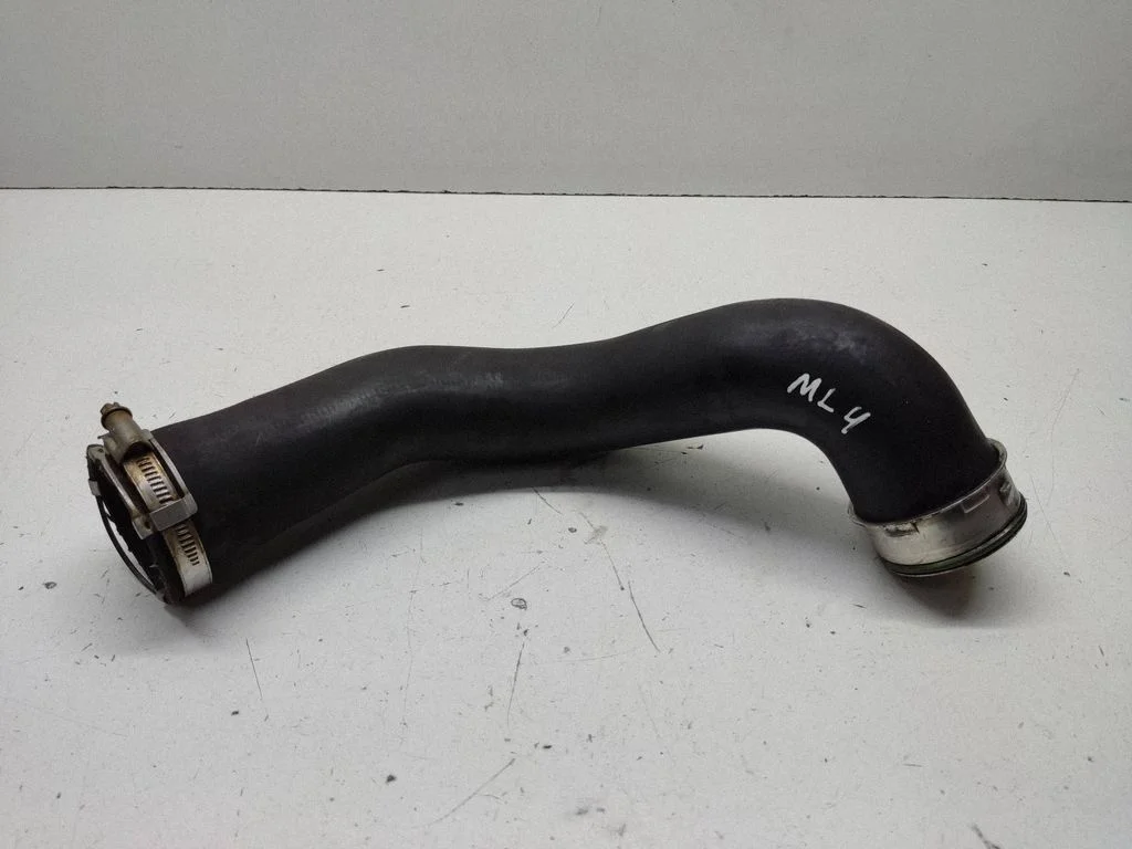 Intercooler hose/pipe A164528