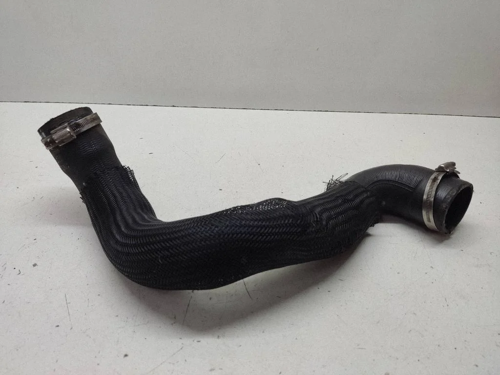 Vahejahuti voolik (-ud)/ toru (-d) – Chrysler Grand Voyager V (2007-2015)