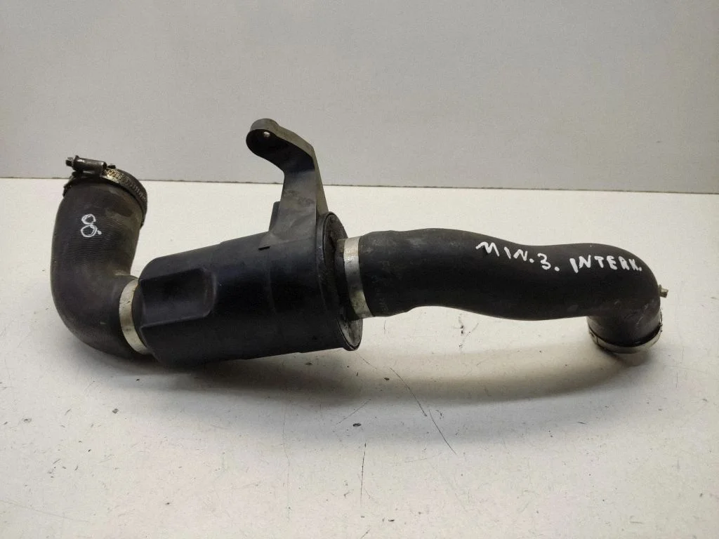 Intercooler hose/pipe 9804248