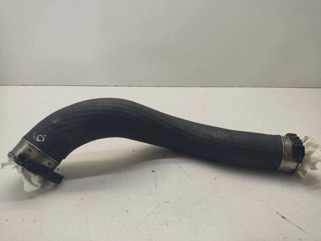 Intercooler hose/pipe A2465281282