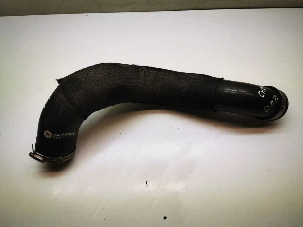 Intercooler hose/pipe