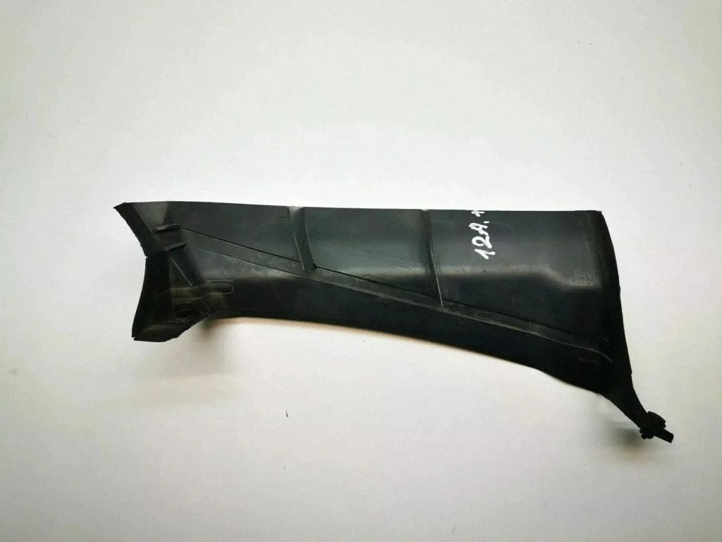 Intercooler air guide/duct channel 4F0129617C