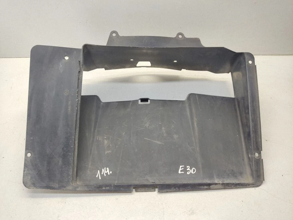 Intercooler air guide/duct channel – BMW 3 Series E30 (1983-1994)