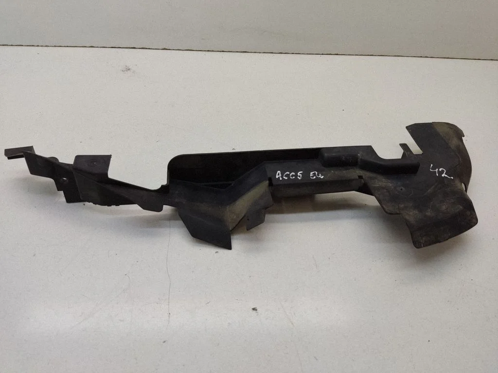Intercooler air guide/duct channel 4Z7121283C