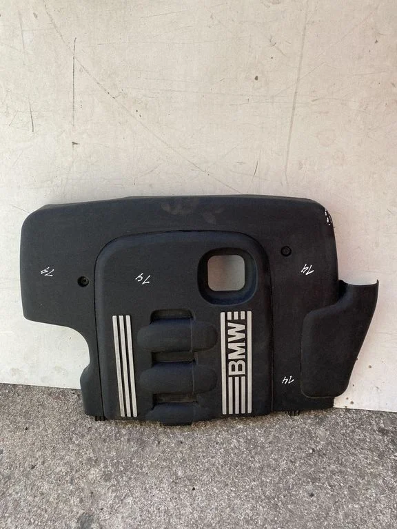 Engine cover (trim) – BMW 1 Series E82 E88 (2007-2014)