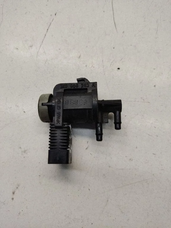 Turbo solenoid valve – Audi A5 8T 8F (2007-2016)