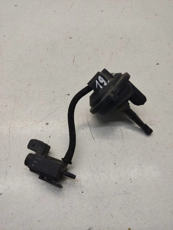 Zawór elektromagnetyczny turbo 1742712