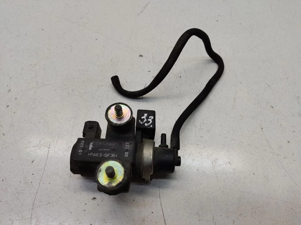 Zawór elektromagnetyczny turbo 68201