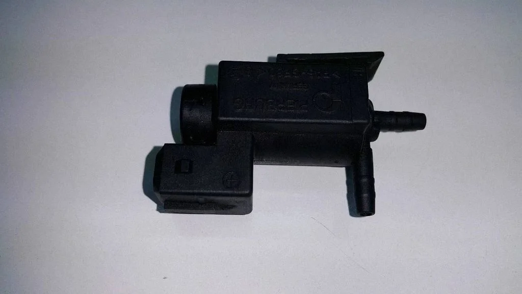 Zawór elektromagnetyczny turbo 1742712