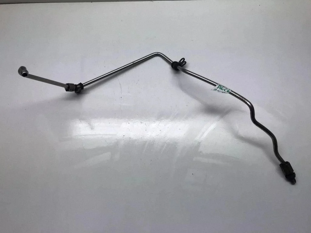 Turbo turbocharger oiling pipe/hose – front
