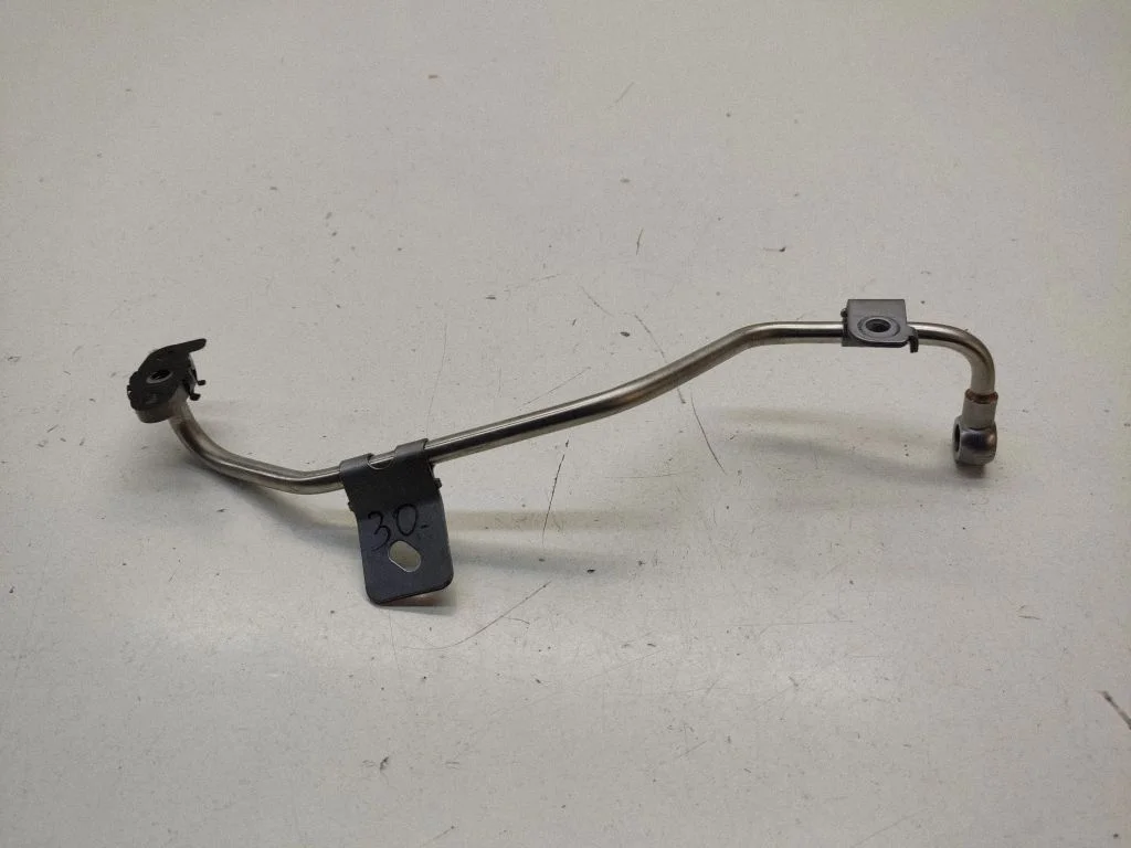 Turbo turbocharger oiling pipe/hose – front