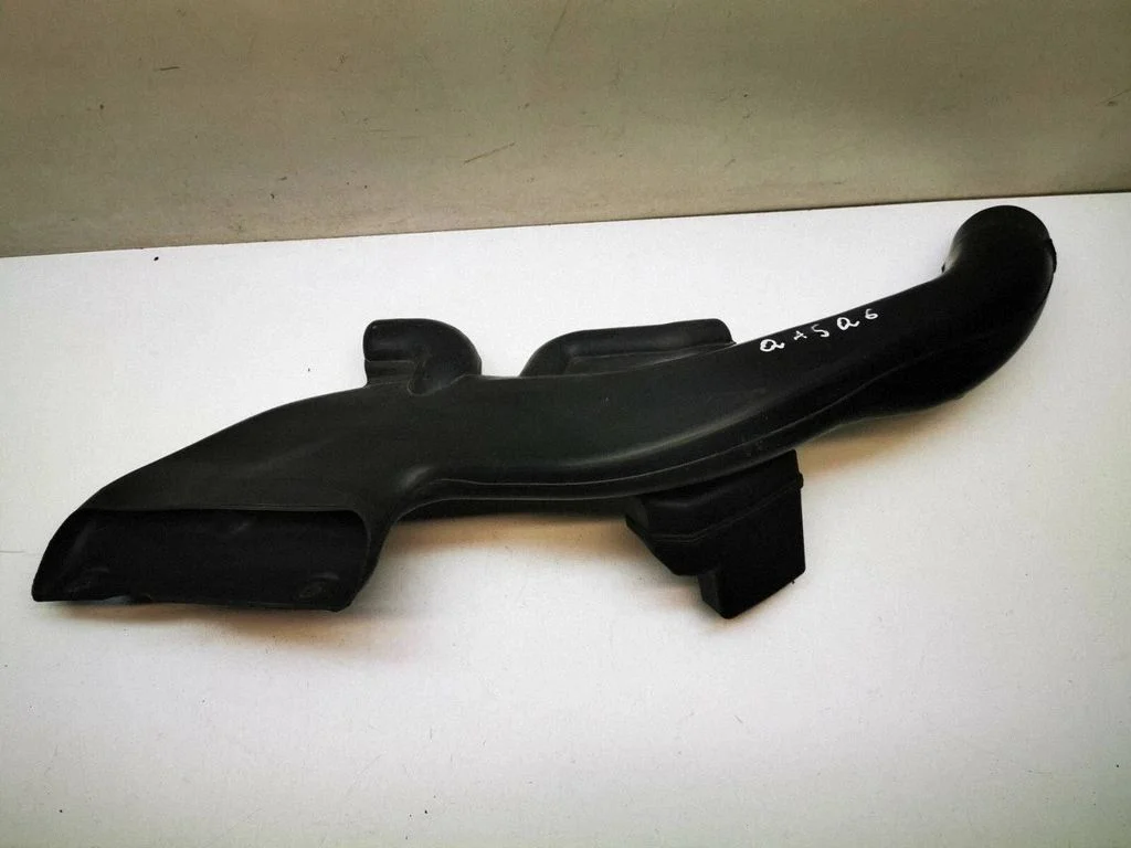 Air intake duct part – Nissan Qashqai+2 (2008-2010)