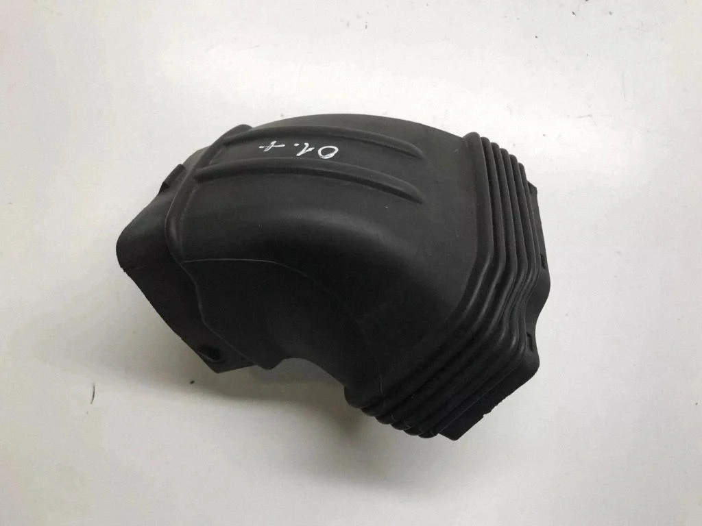 Air intake duct part 4F0129739B