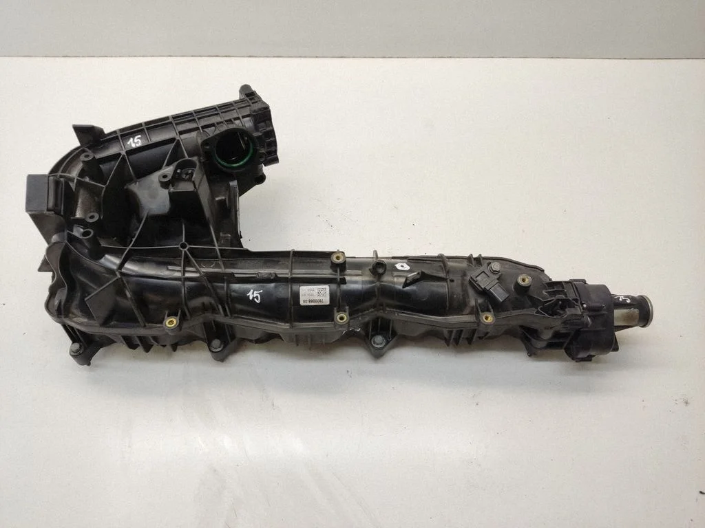 Intake manifold – BMW 5 Series F10 F11 (2009-2016)