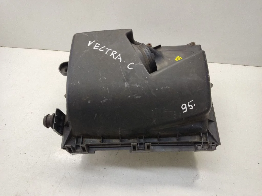 Air filter box – Opel Vectra C (2005-2009)
