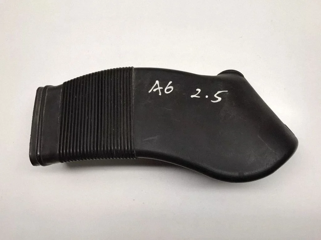 Air intake hose/pipe – Audi A6 Allroad C5 (1999-2005)