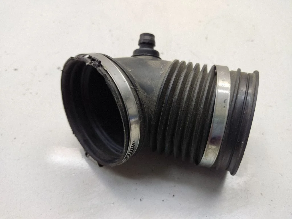 Air intake hose/pipe 7555289