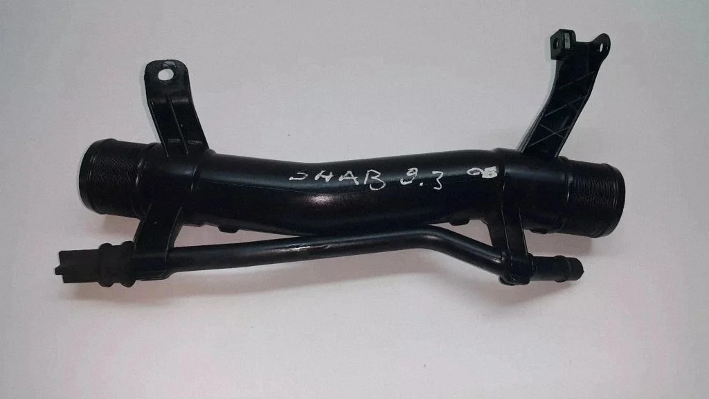 Õhu sisselaske voolik (-ud)/ toru (-d) – Saab 9-3 Ver2 (2003-2007)