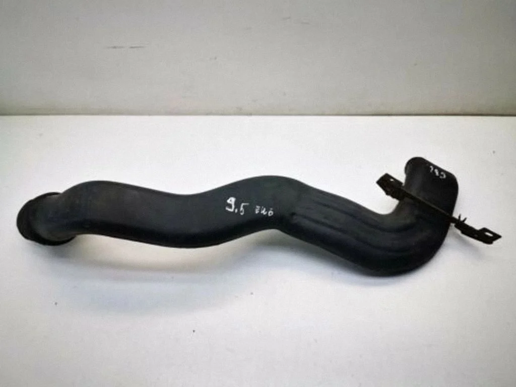 Air intake hose/pipe 4670469