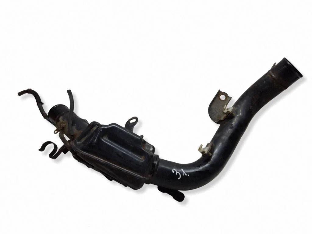 Air intake hose/pipe 17361