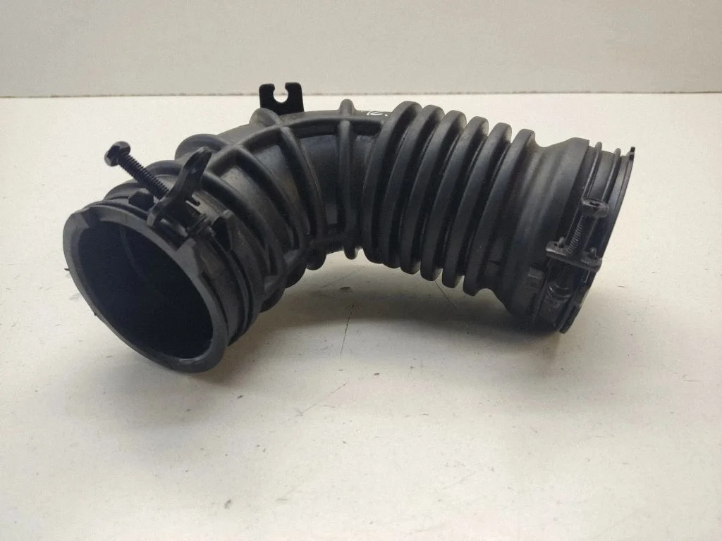 Air intake hose/pipe 1012088A