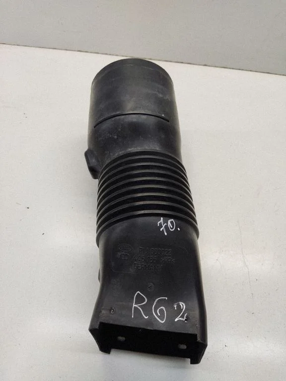 Air intake hose/pipe PIJ000022